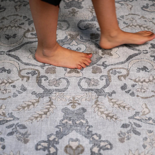 <h4><strong>New Collection</strong></h4>