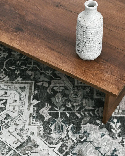 Yamaziot Gray Faded Rug